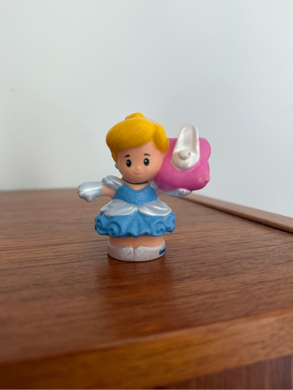 LITTLE PEOPLE | Cinderella talker